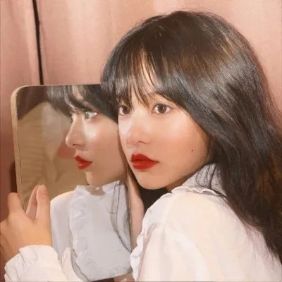 三个月亮